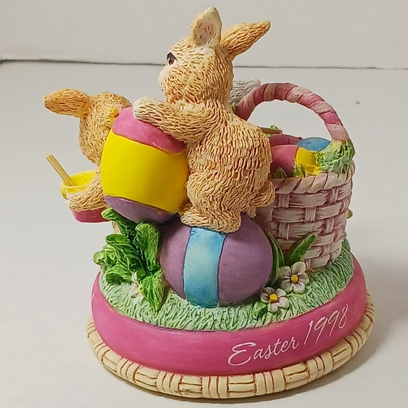 AGC American Greetings Color Your Easter Happy Bunny Rabbits Figurine Eggs 1998 - Picture 3 of 10